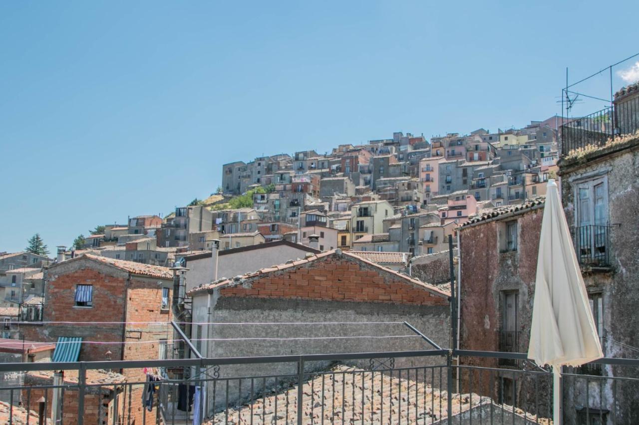 La Casa Della Nonna Villa San Mauro Castelverde Exteriör bild